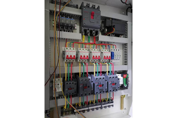 Regulations on the use of color for power lines in distribution cabinets